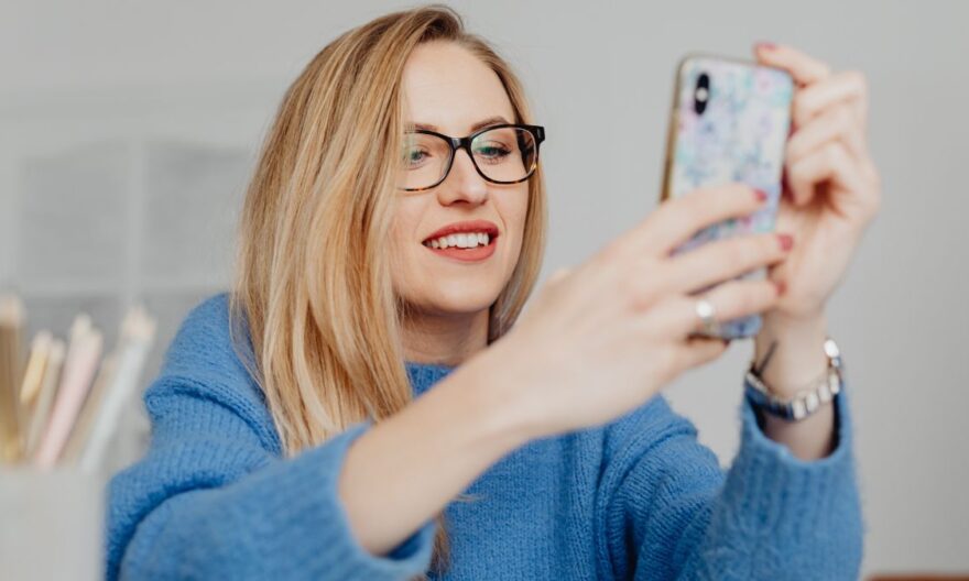 Pourquoi TikTok change la qualité vidéo par défaut sur certains smartphones